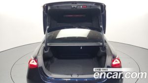 Mercedes-Benz E-Class E300 4MATIC Exclusive 2024 года из Южной Кореи