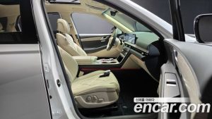 Genesis GV80 2.5T Бензин AWD 2024 года из Южной Кореи