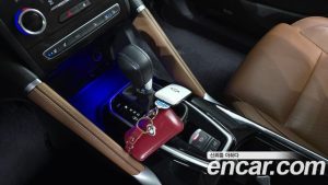 Renault-KoreaSamsung QM6 2.0 GDe RE Signature 2WD 2022 года из Южной Кореи