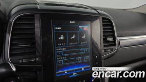 Renault-KoreaSamsung QM6 2.0 GDe RE Signature 2WD 2022 года из Южной Кореи