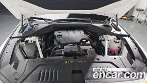 Genesis GV70 2.5T Бензин 2WD 2025 года из Южной Кореи