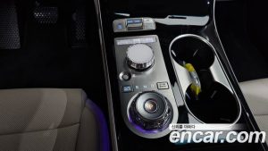Genesis GV70 2.5T Бензин 2WD 2025 года из Южной Кореи