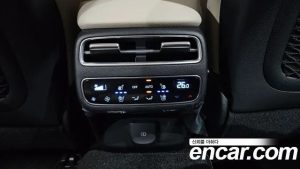 Genesis GV70 2.5T Бензин 2WD 2025 года из Южной Кореи