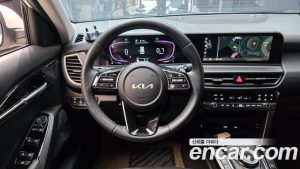 Kia Seltos Бензин 1.6 Turbo 2WD 2024 года из Южной Кореи