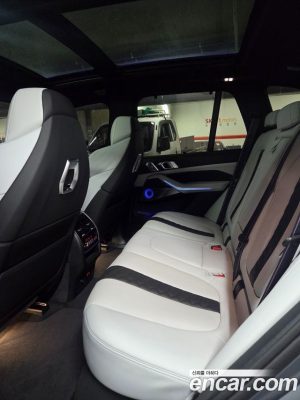 BMW X5M 4.4 Competition 2025 года из Южной Кореи