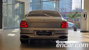 Bentley Flying Spur 4.0 S 2024 года из Южной Кореи