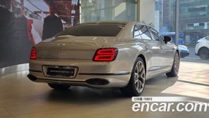 Bentley Flying Spur 4.0 S 2024 года из Южной Кореи
