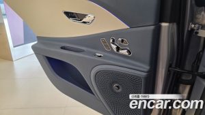 Bentley Flying Spur 4.0 S 2024 года из Южной Кореи