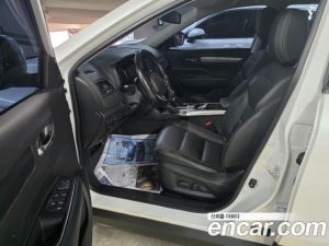 Renault-KoreaSamsung QM6 2.0 LPe LE Signature 2WD 2023 года из Южной Кореи