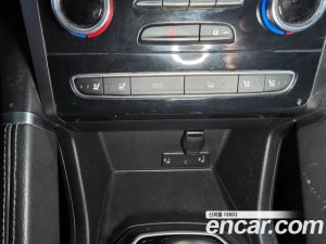 Renault-KoreaSamsung QM6 2.0 LPe LE Signature 2WD 2023 года из Южной Кореи